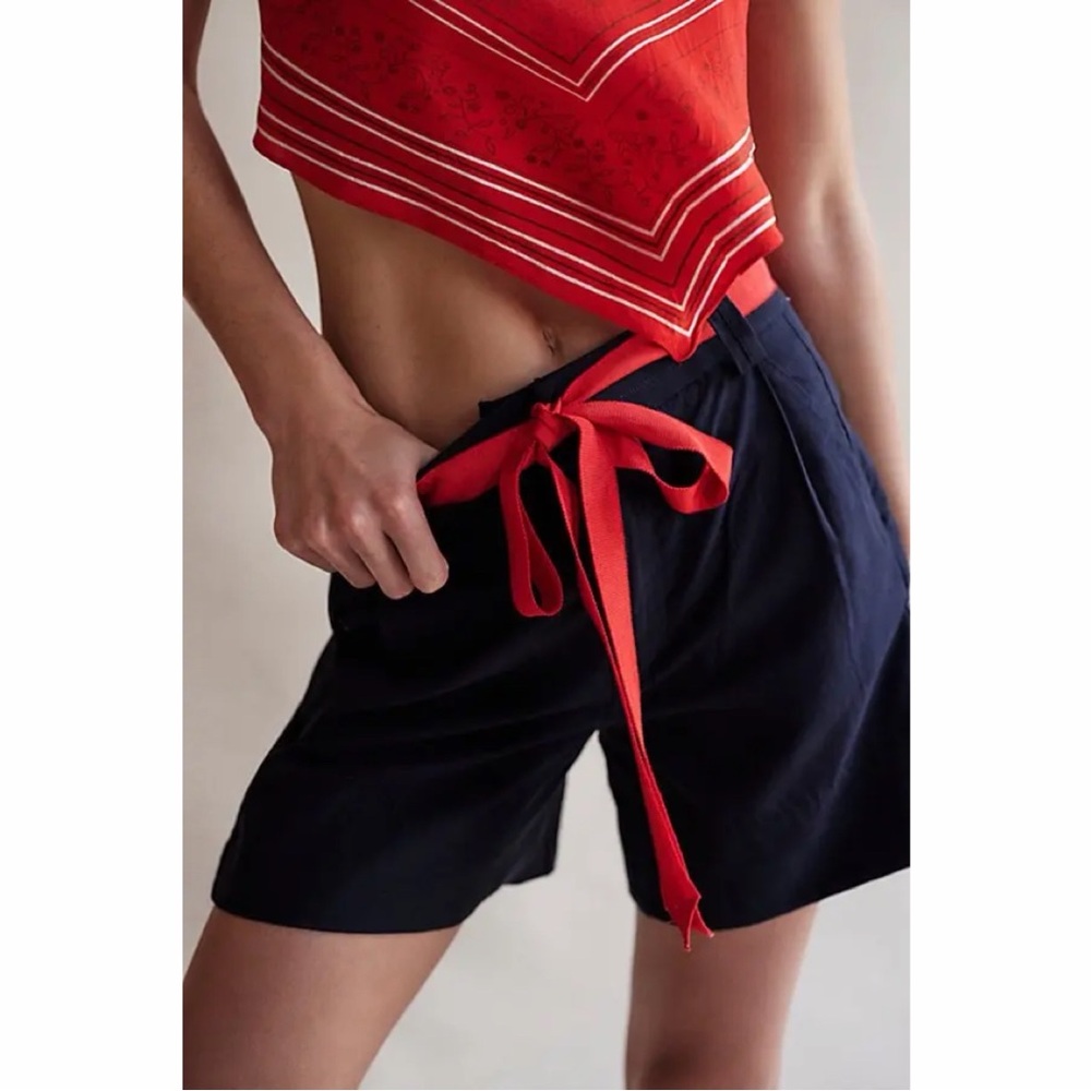 Free People Perfect Prep Trouser Shorts Navy Sz.6